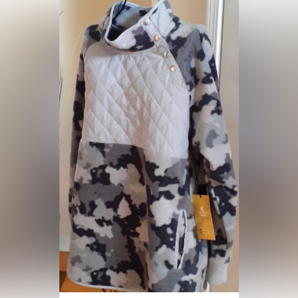 NWT Kyodan Outdoor Women's XXL Fleece Camo Jacket/ Sweater